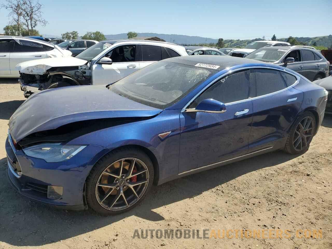 5YJSA1E4XFF105324 TESLA MODEL S 2015