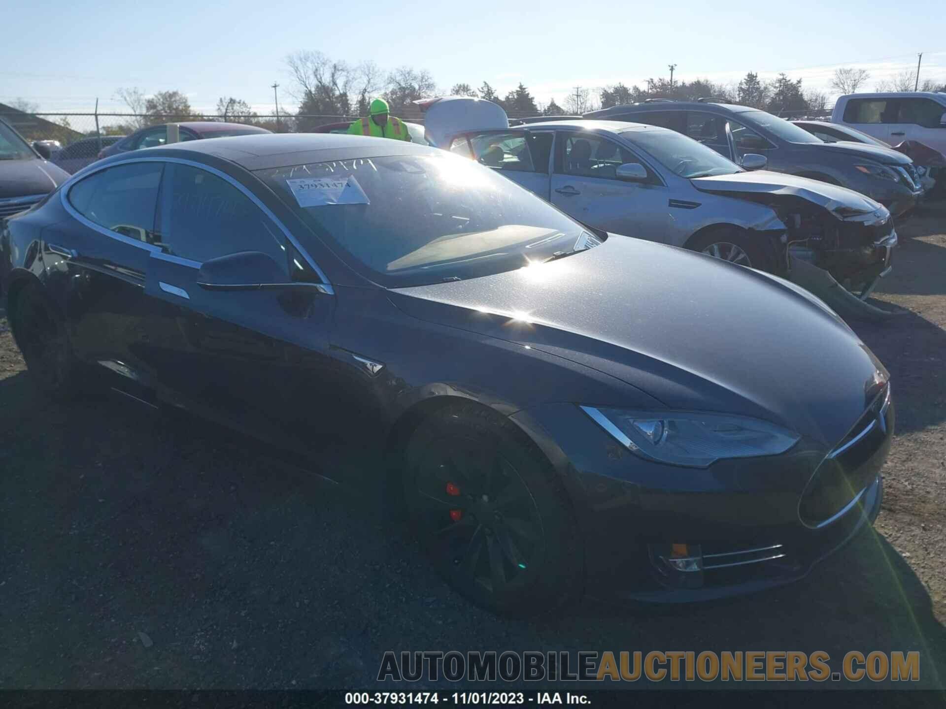 5YJSA1E4XFF108742 TESLA MODEL S 2015