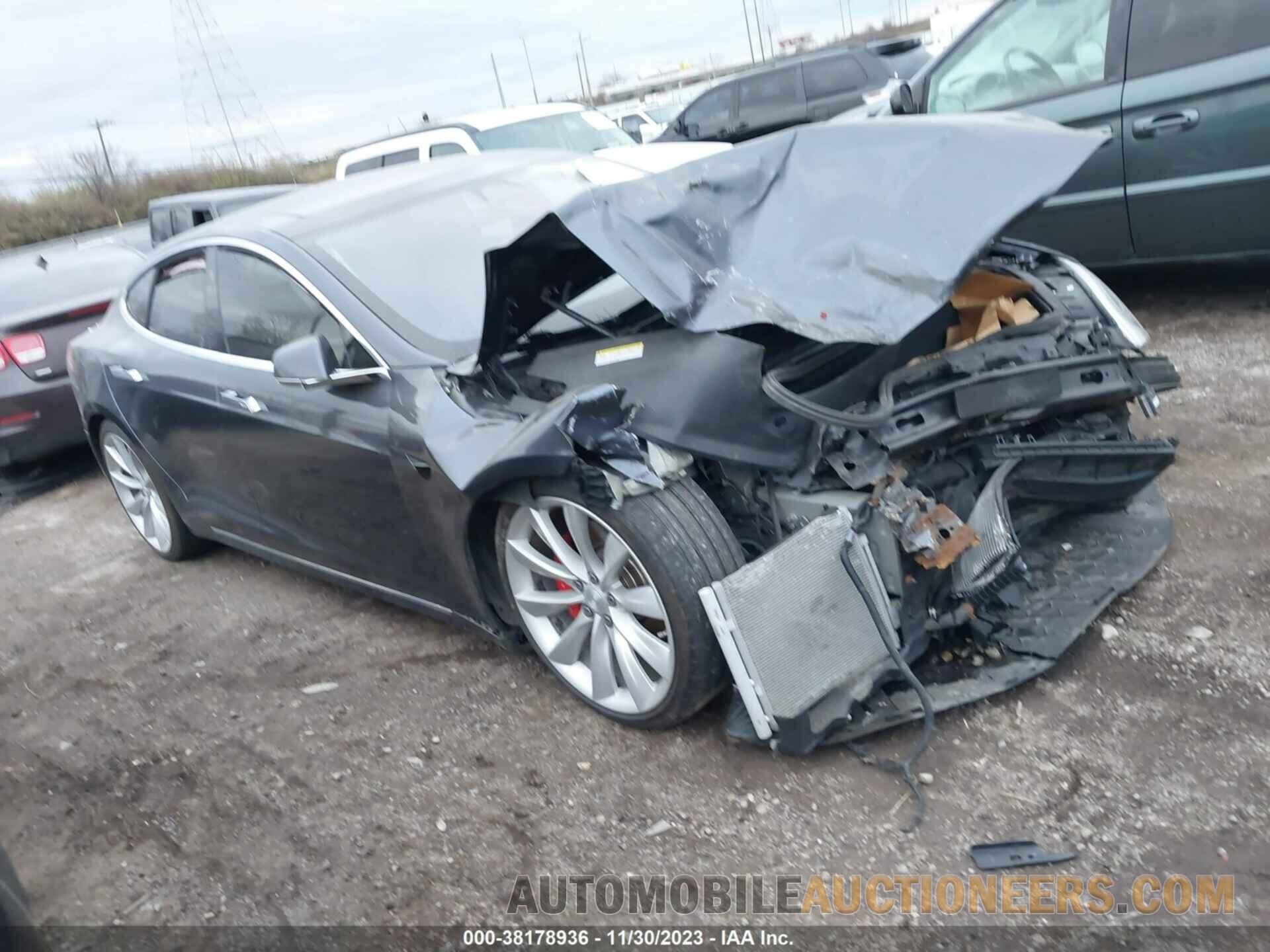 5YJSA1E4XGF174452 TESLA MODEL S 2016