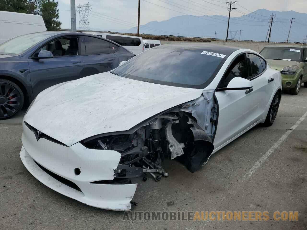 5YJSA1E65NF482658 TESLA MODEL S 2020