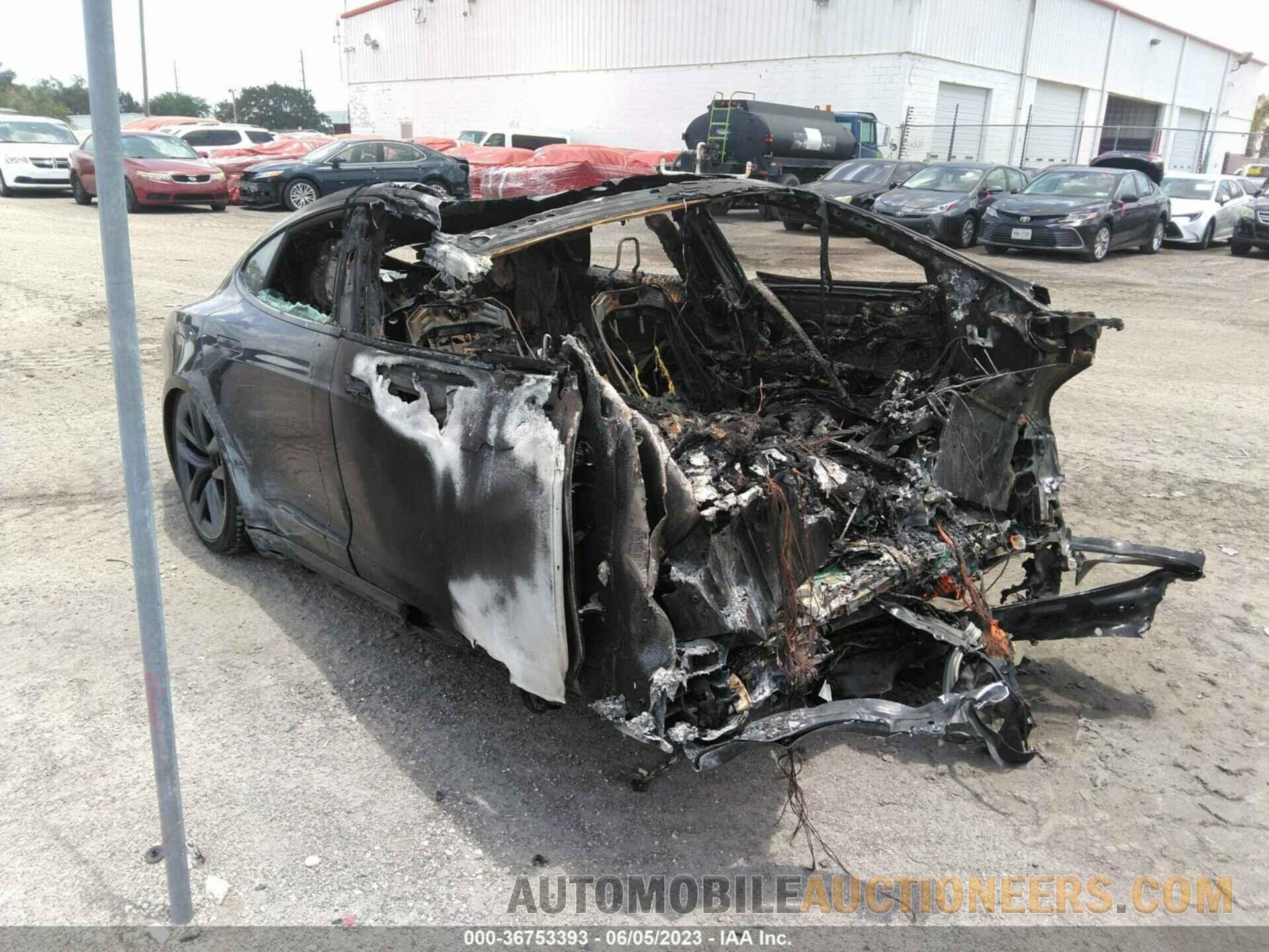 5YJSA1E67MF452124 TESLA MODEL S 2021