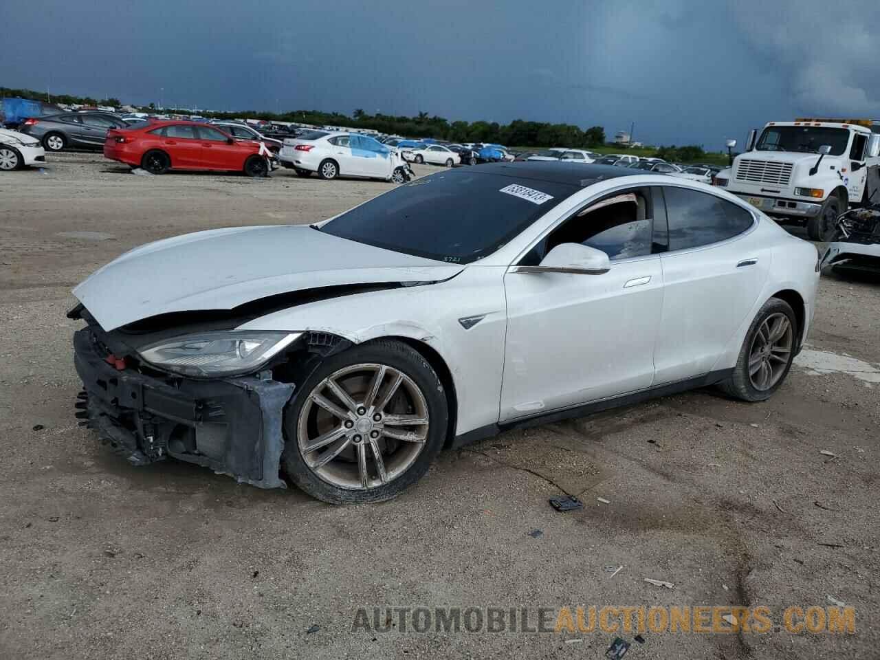 5YJSA1H14FFP73721 TESLA MODEL S 2015