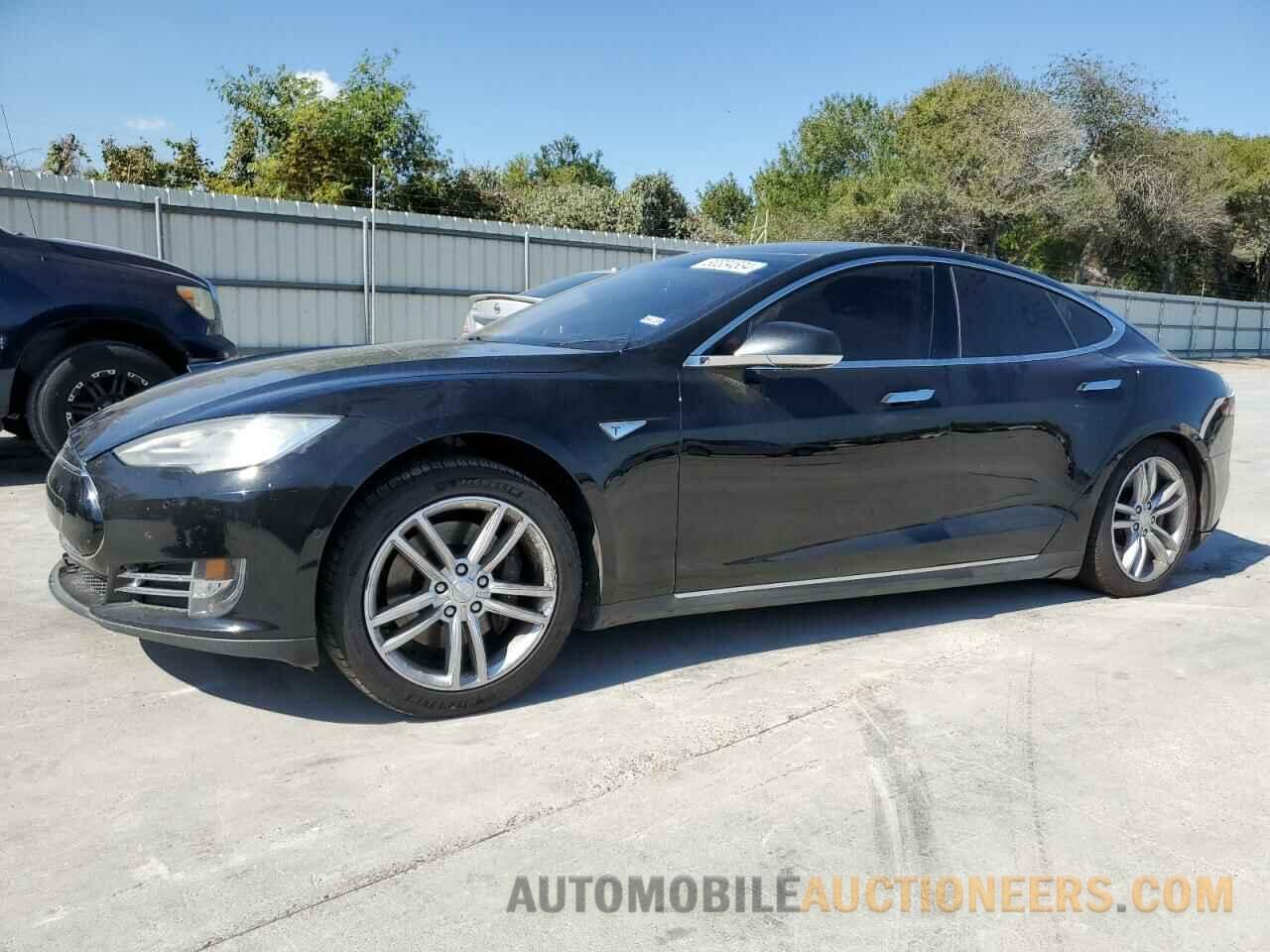 5YJSA1H15EFP56828 TESLA MODEL S 2014