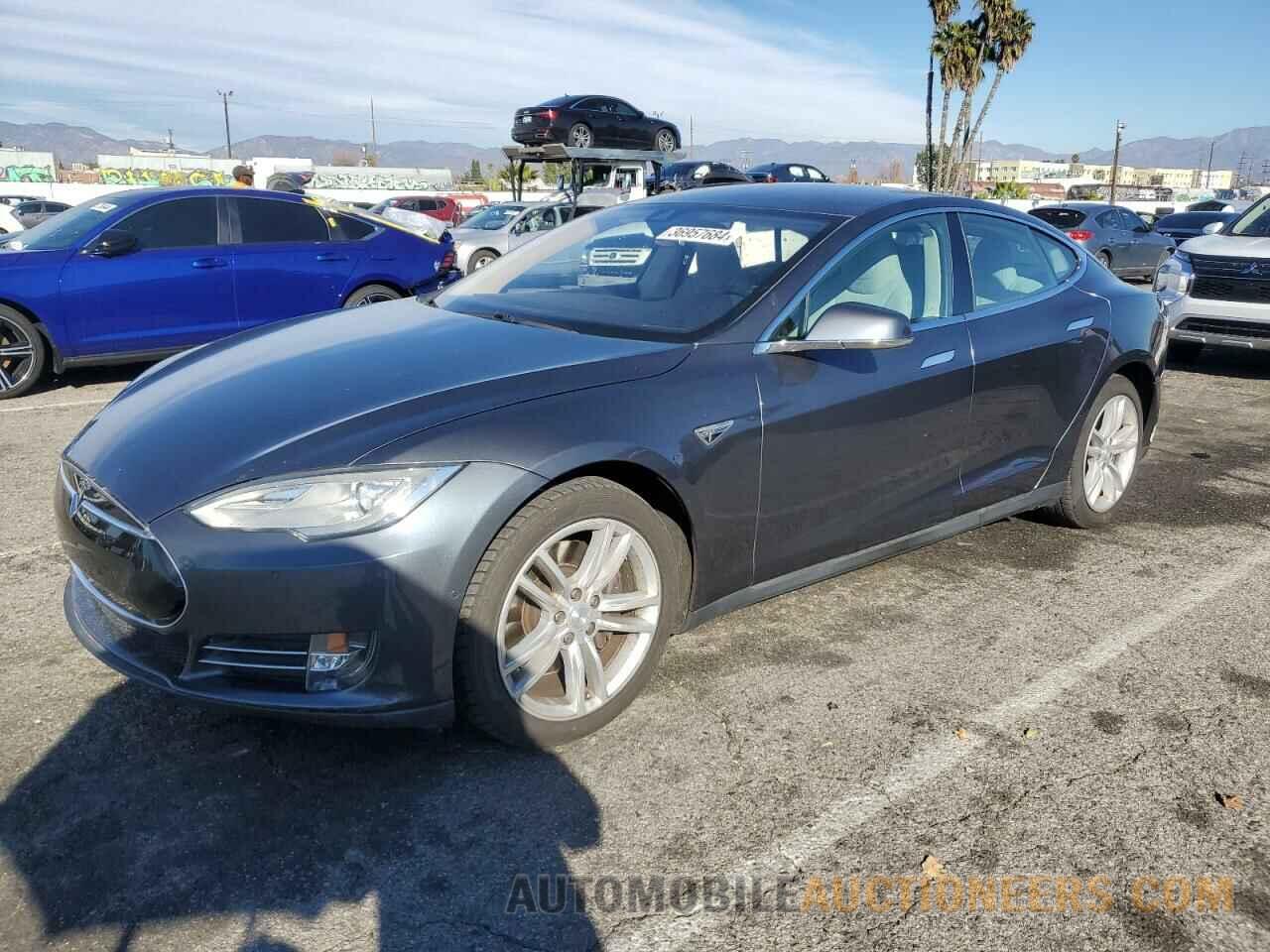 5YJSA1H17FF080643 TESLA MODEL S 2015