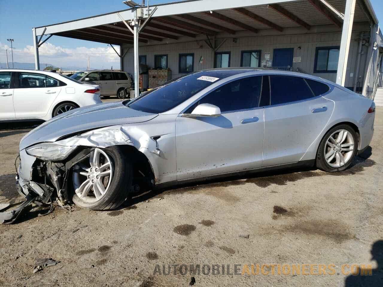 5YJSA1H18FFP79845 TESLA MODEL S 2015