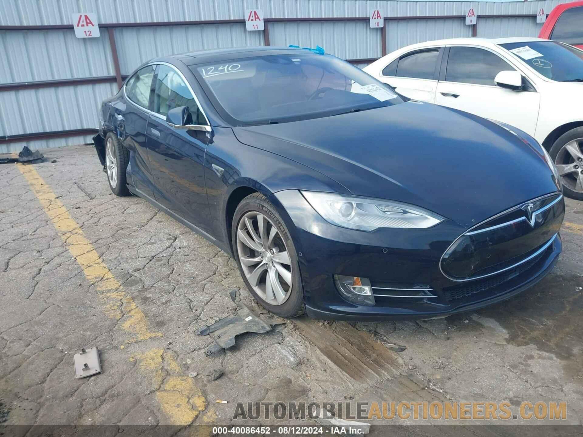 5YJSA1H20FF081240 TESLA MODEL S 2015