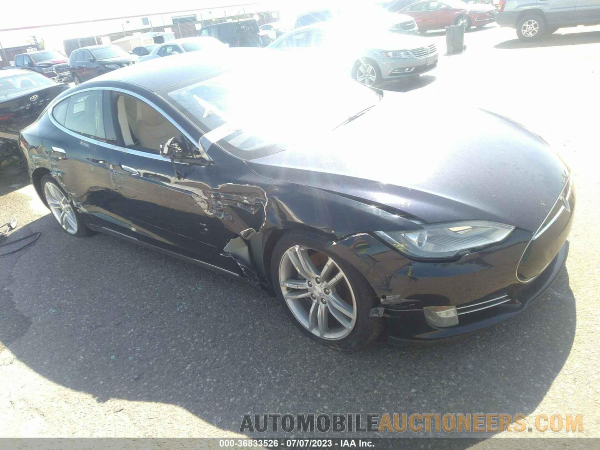 5YJSA1H20FFP71313 TESLA MODEL S 2015