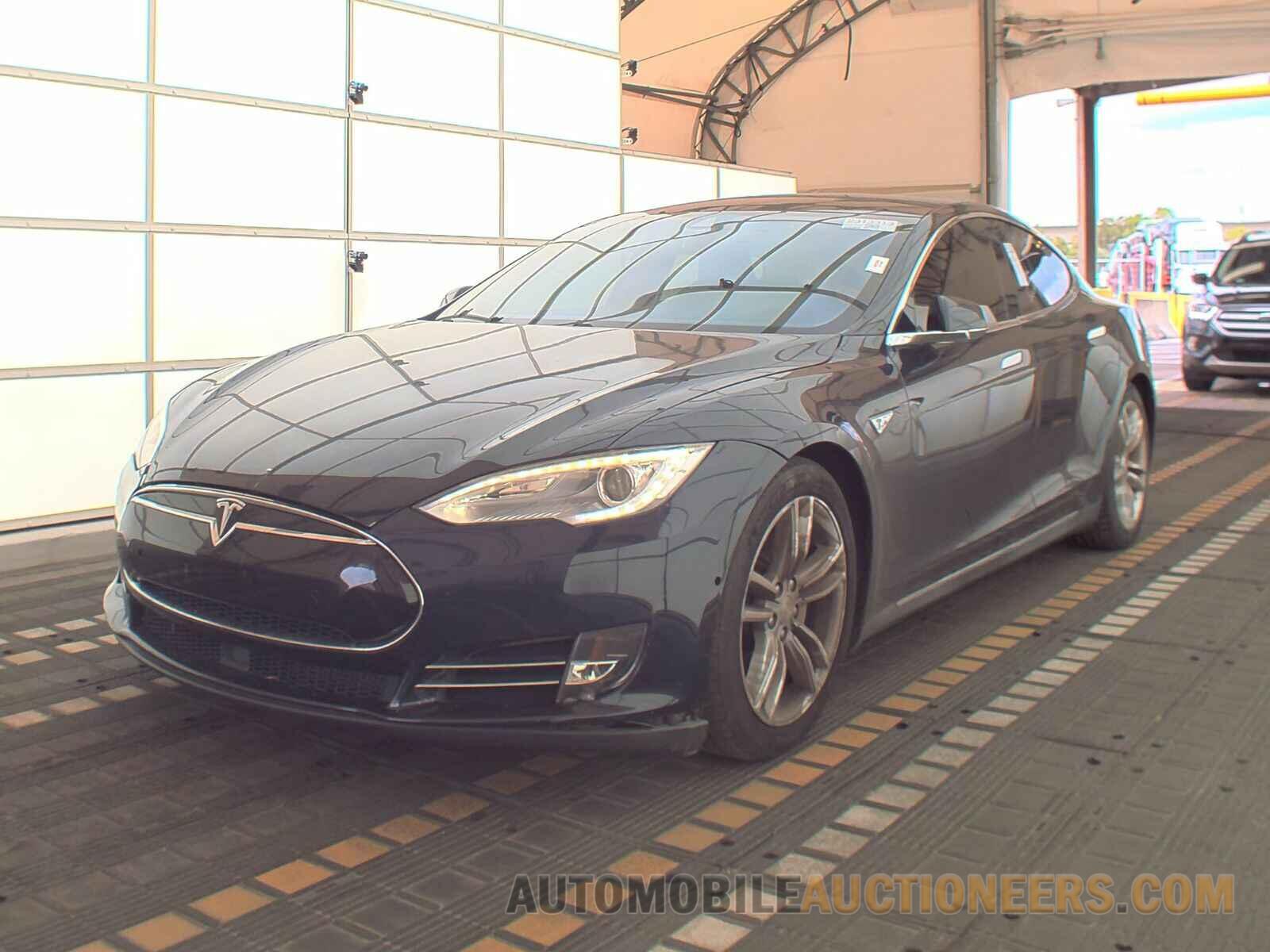 5YJSA1H20FFP73417 Tesla Model S 2015