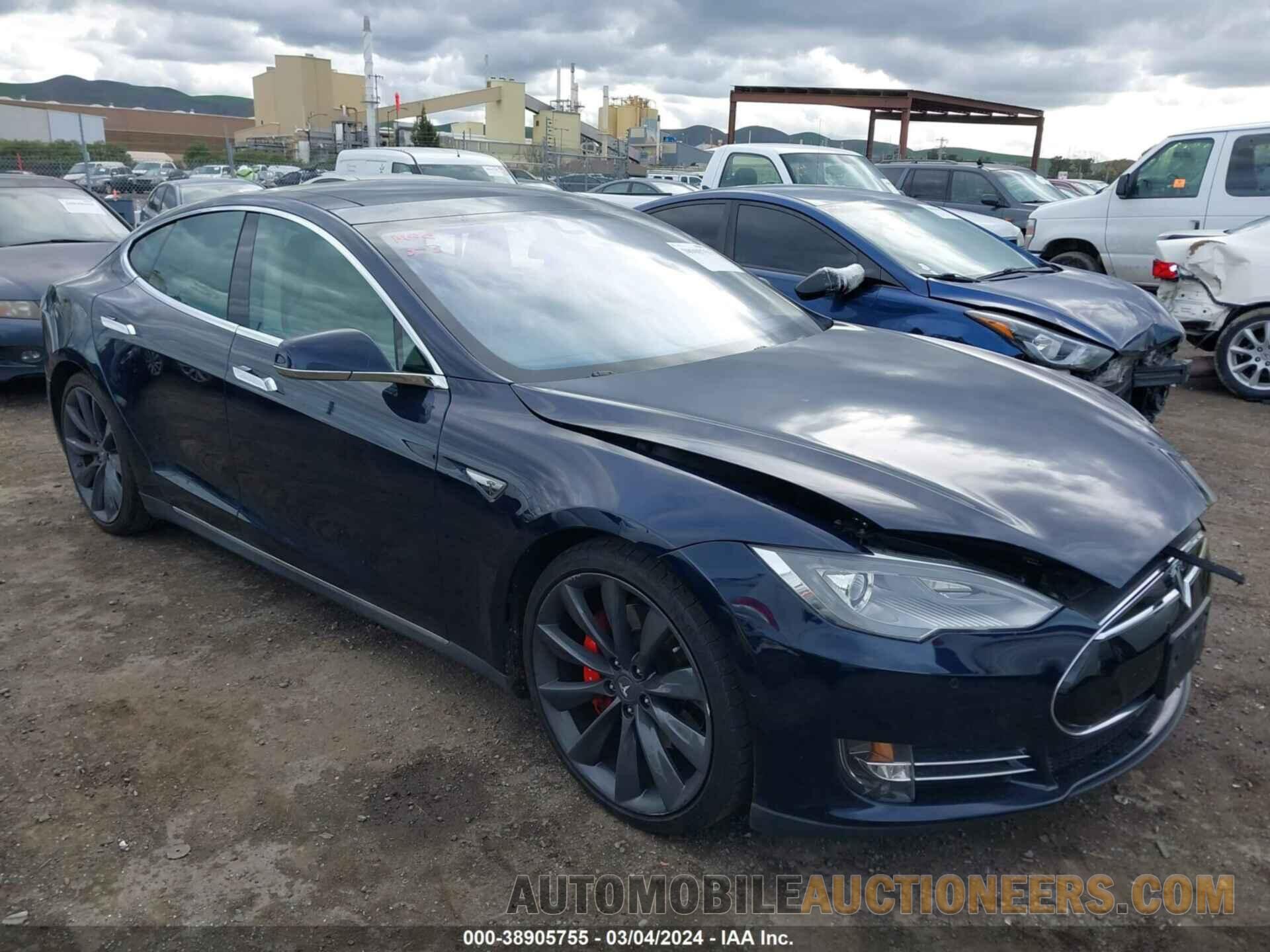 5YJSA1H20FFP74079 TESLA MODEL S 2015