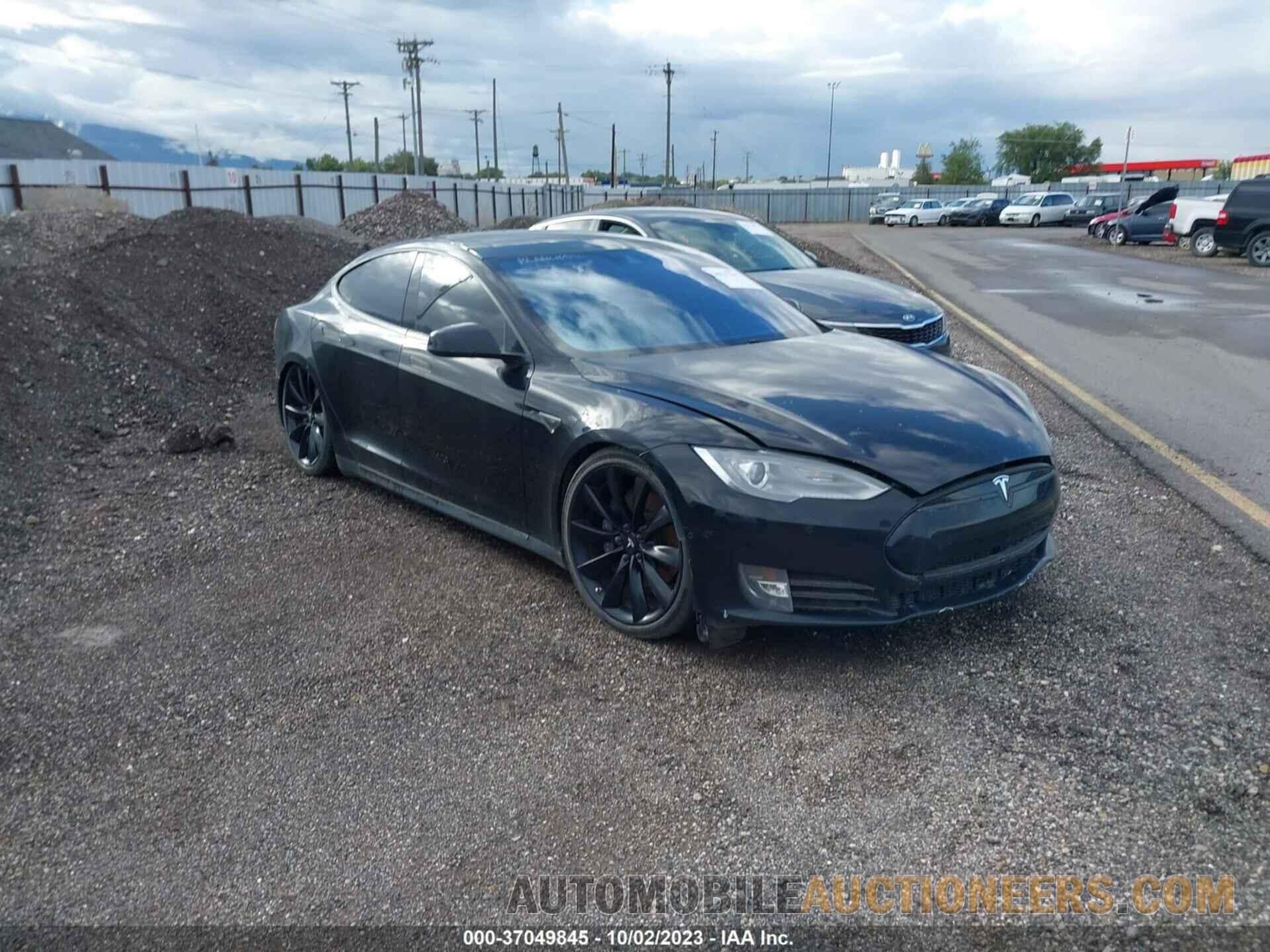 5YJSA1H21FF088388 TESLA MODEL S 2015