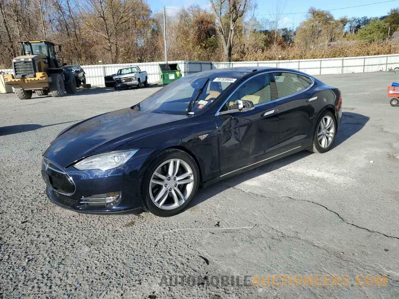 5YJSA1H22FF081255 TESLA MODEL S 2015