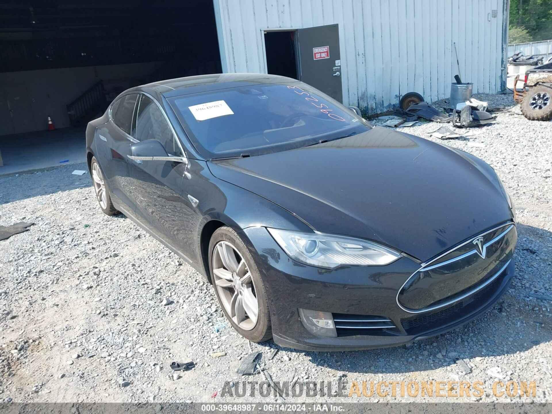 5YJSA1H22FF095253 TESLA MODEL S 2015