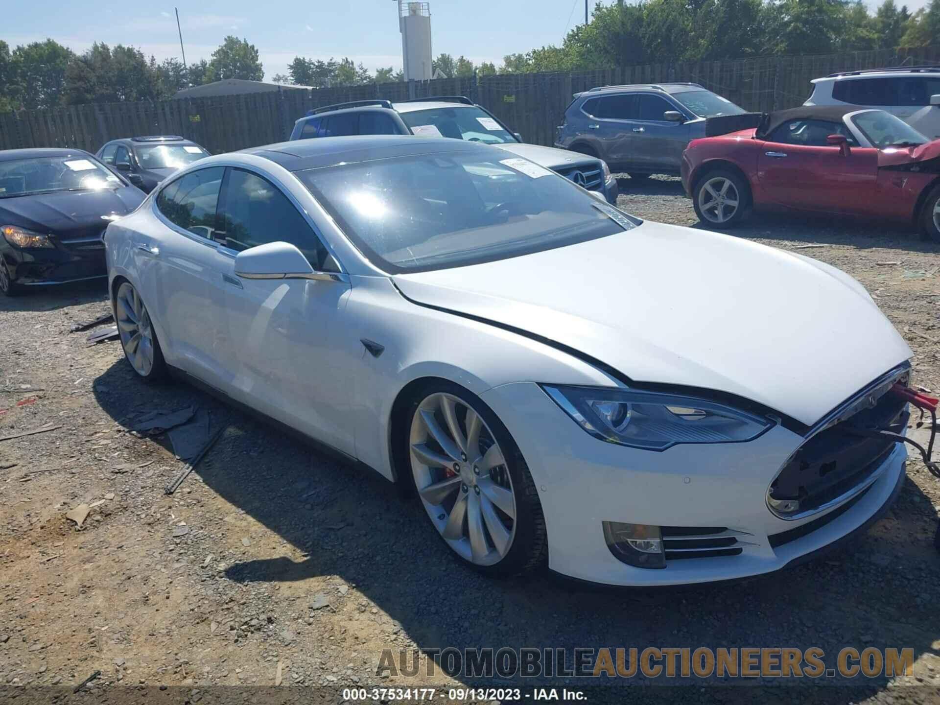 5YJSA1H22FFP68753 TESLA MODEL S 2015