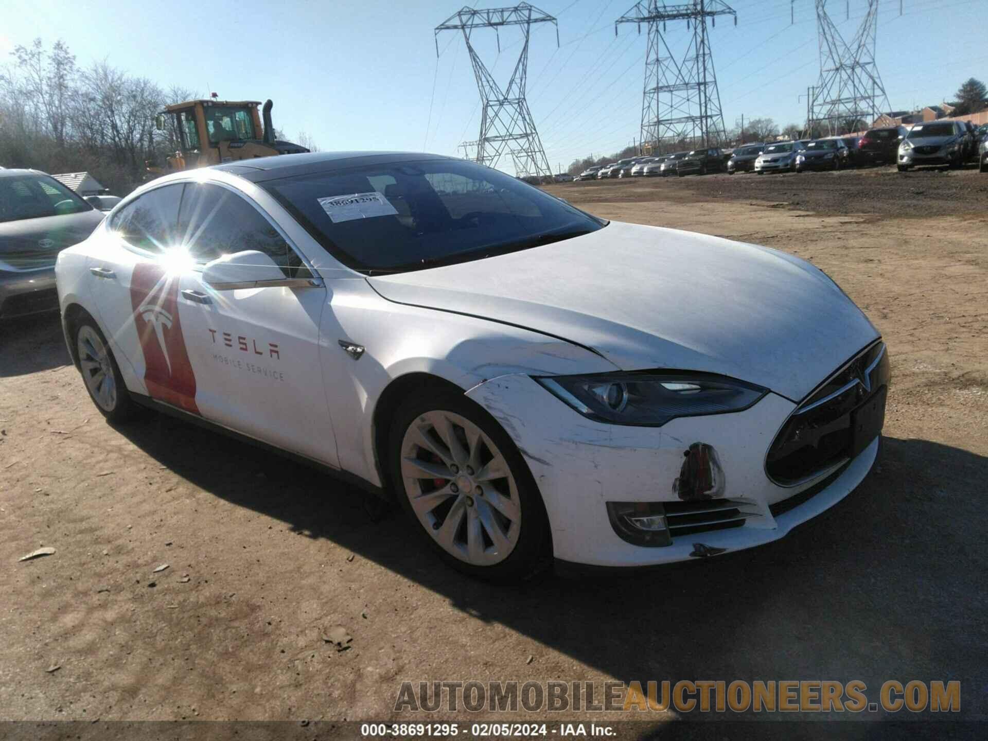 5YJSA1H22FFP74309 TESLA MODEL S 2015