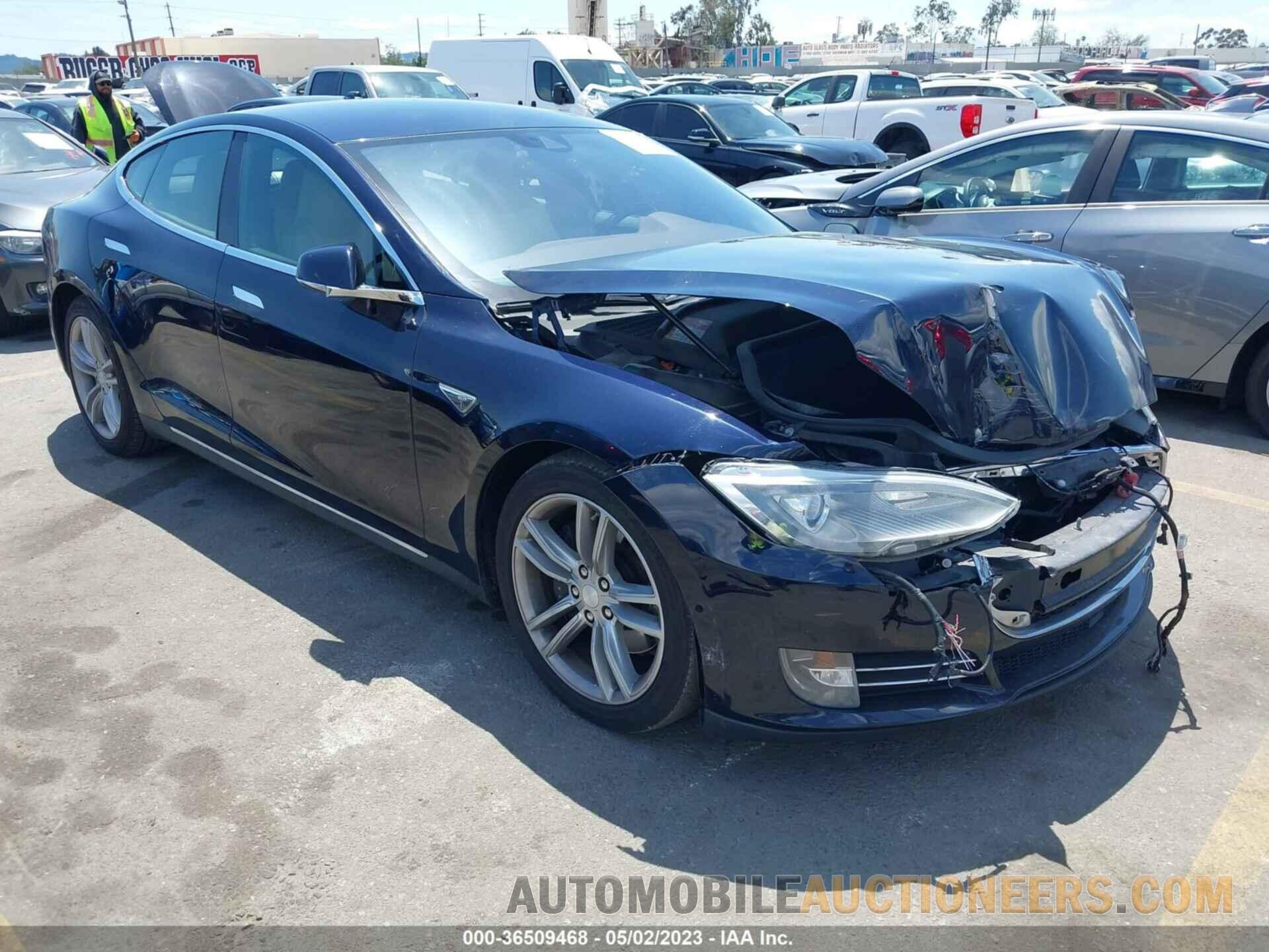 5YJSA1H23FF083385 TESLA MODEL S 2015