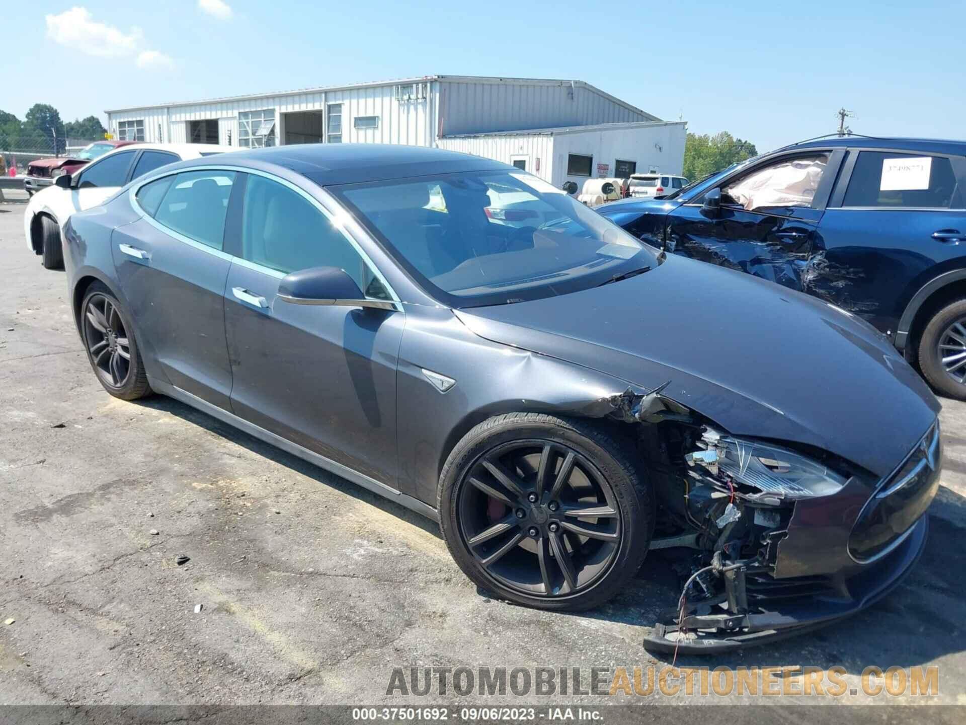 5YJSA1H23FF098582 TESLA MODEL S 2015