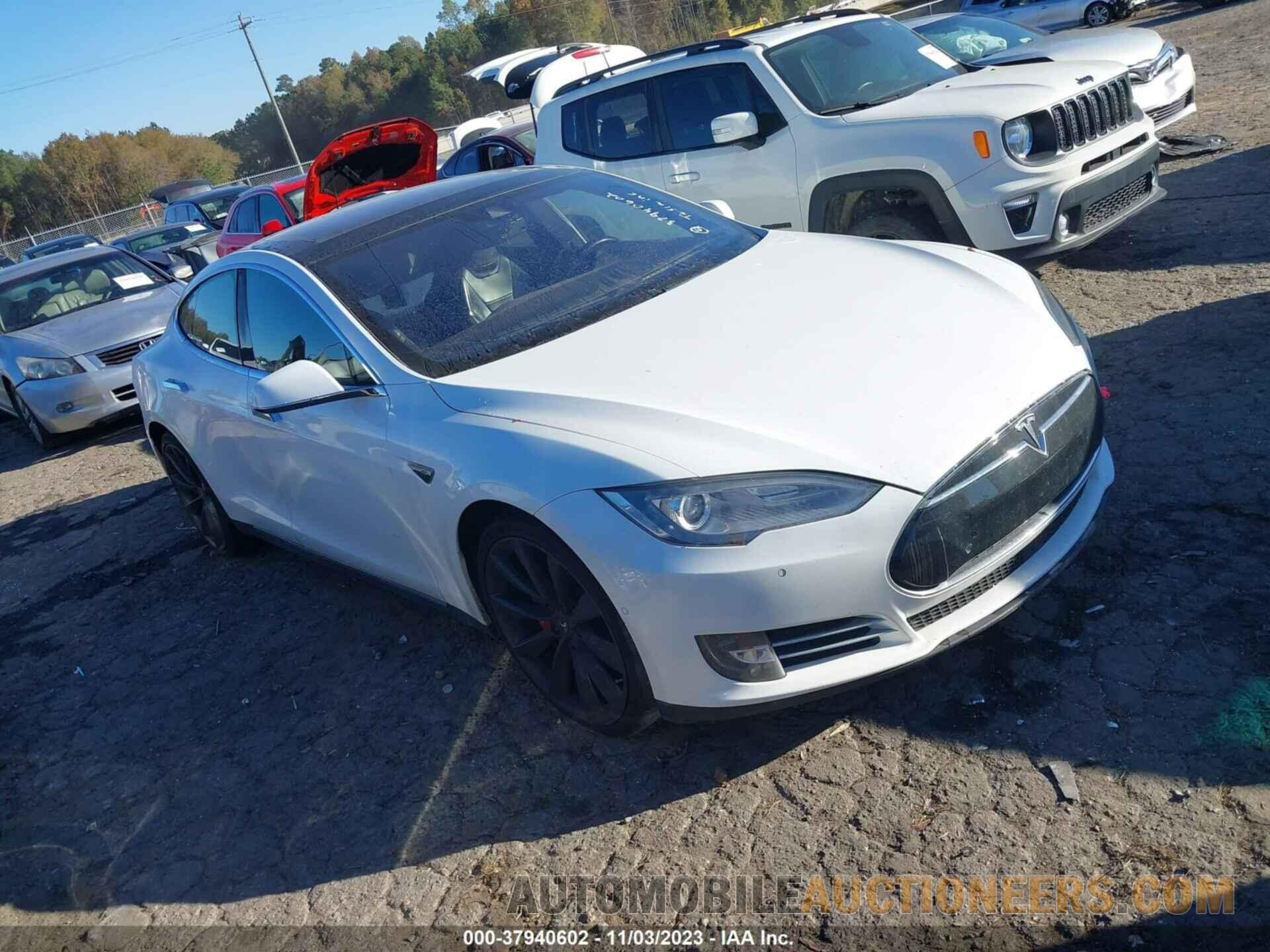 5YJSA1H23FFP75095 TESLA MODEL S 2015