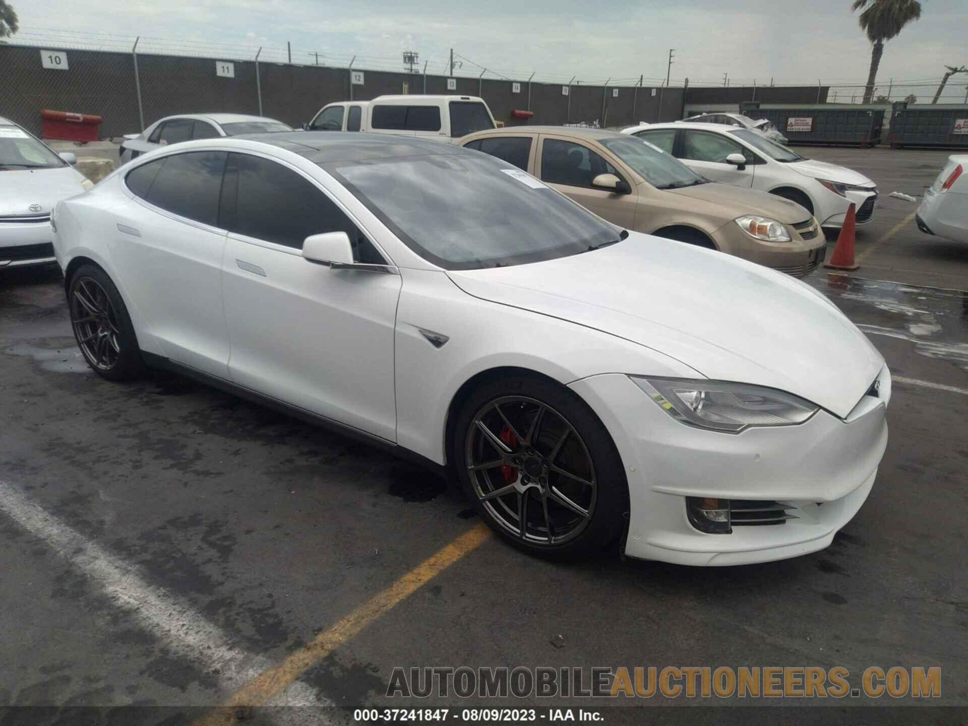 5YJSA1H23FFP78496 TESLA MODEL S 2015