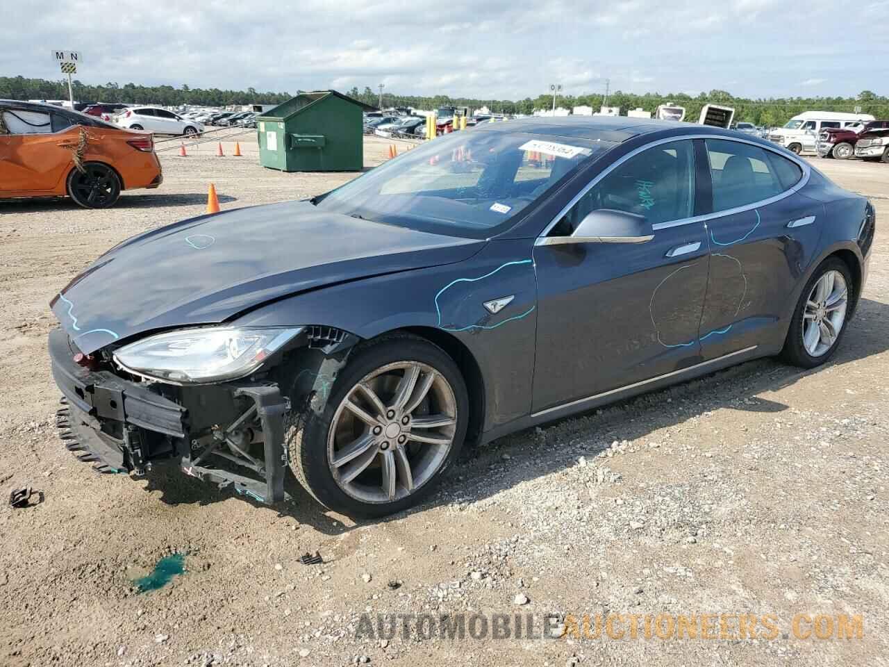 5YJSA1H24FF093178 TESLA MODEL S 2015