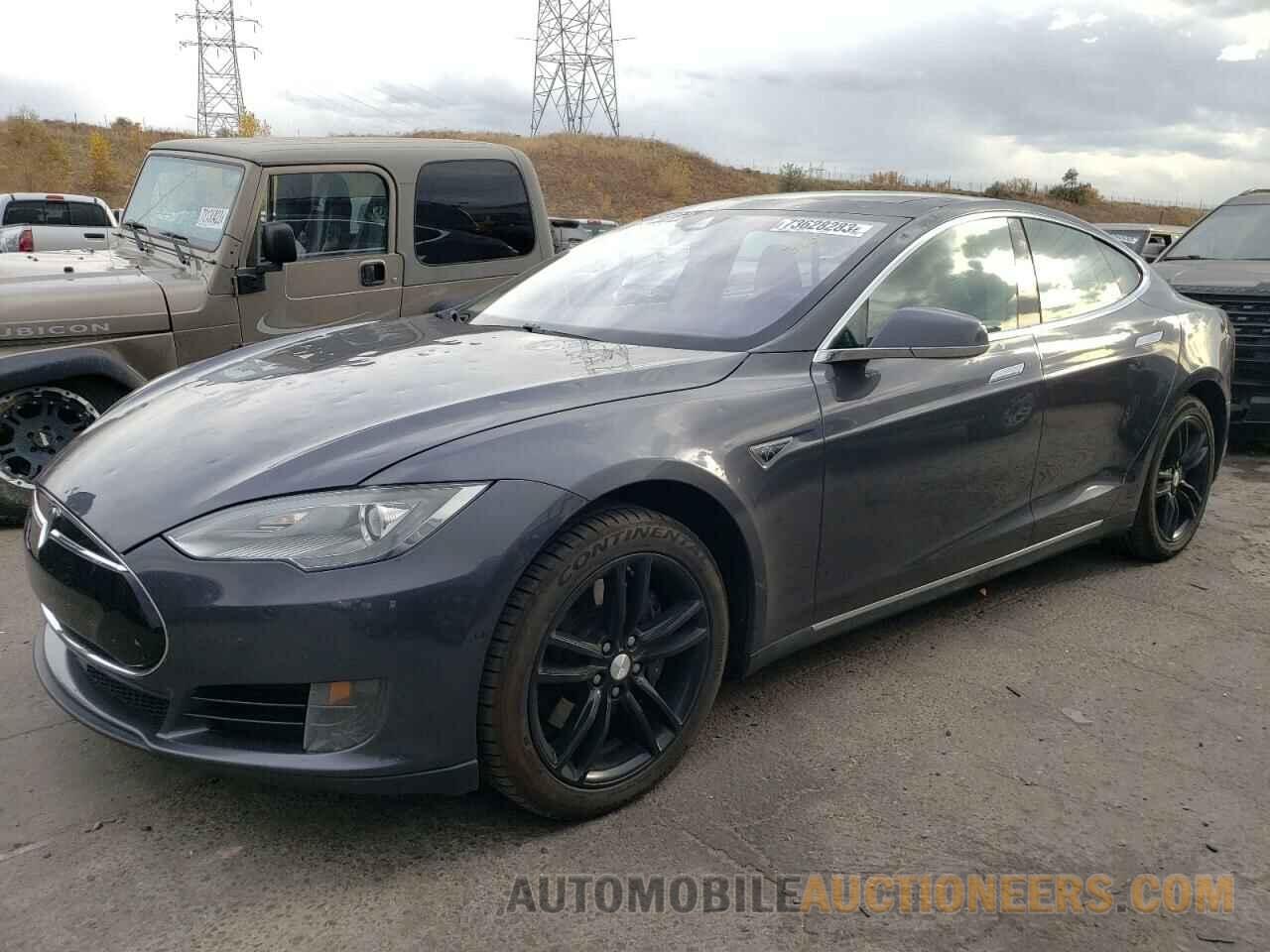 5YJSA1H24FF094704 TESLA MODEL S 2015