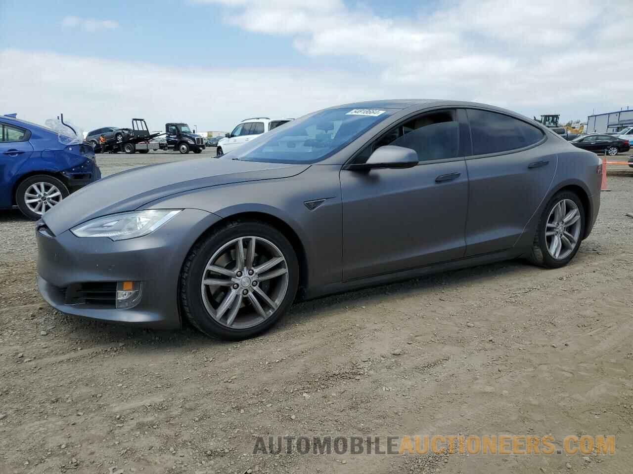 5YJSA1H25FF085266 TESLA MODEL S 2015