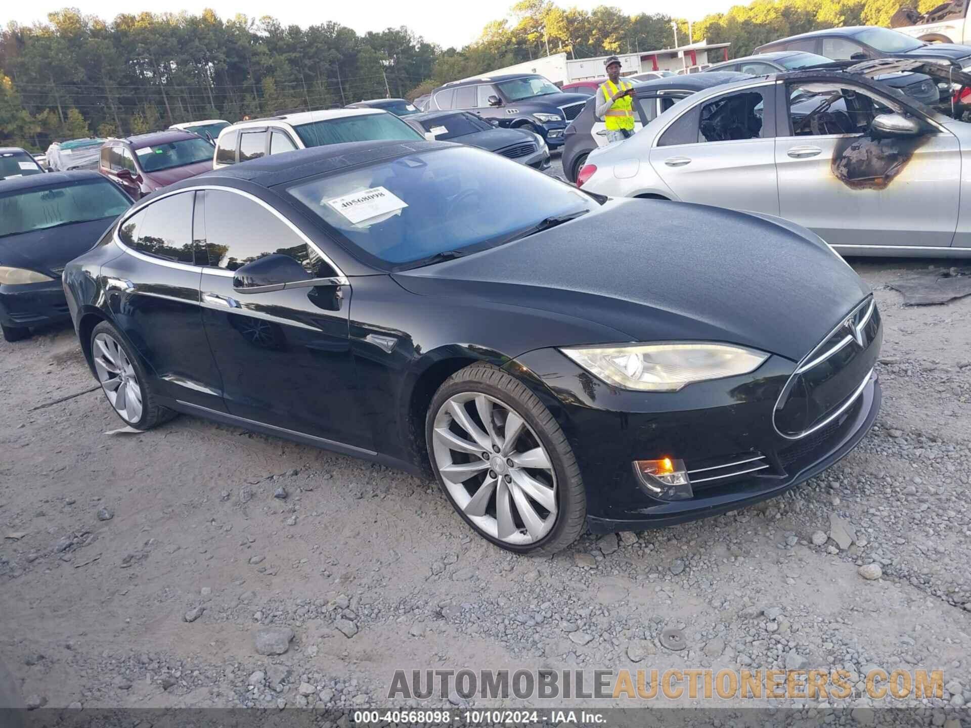 5YJSA1H25FFP69671 TESLA MODEL S 2015