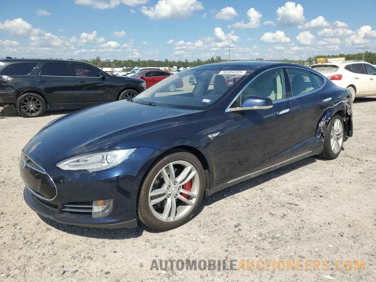 5YJSA1H25FFP71386 TESLA MODEL S 2015