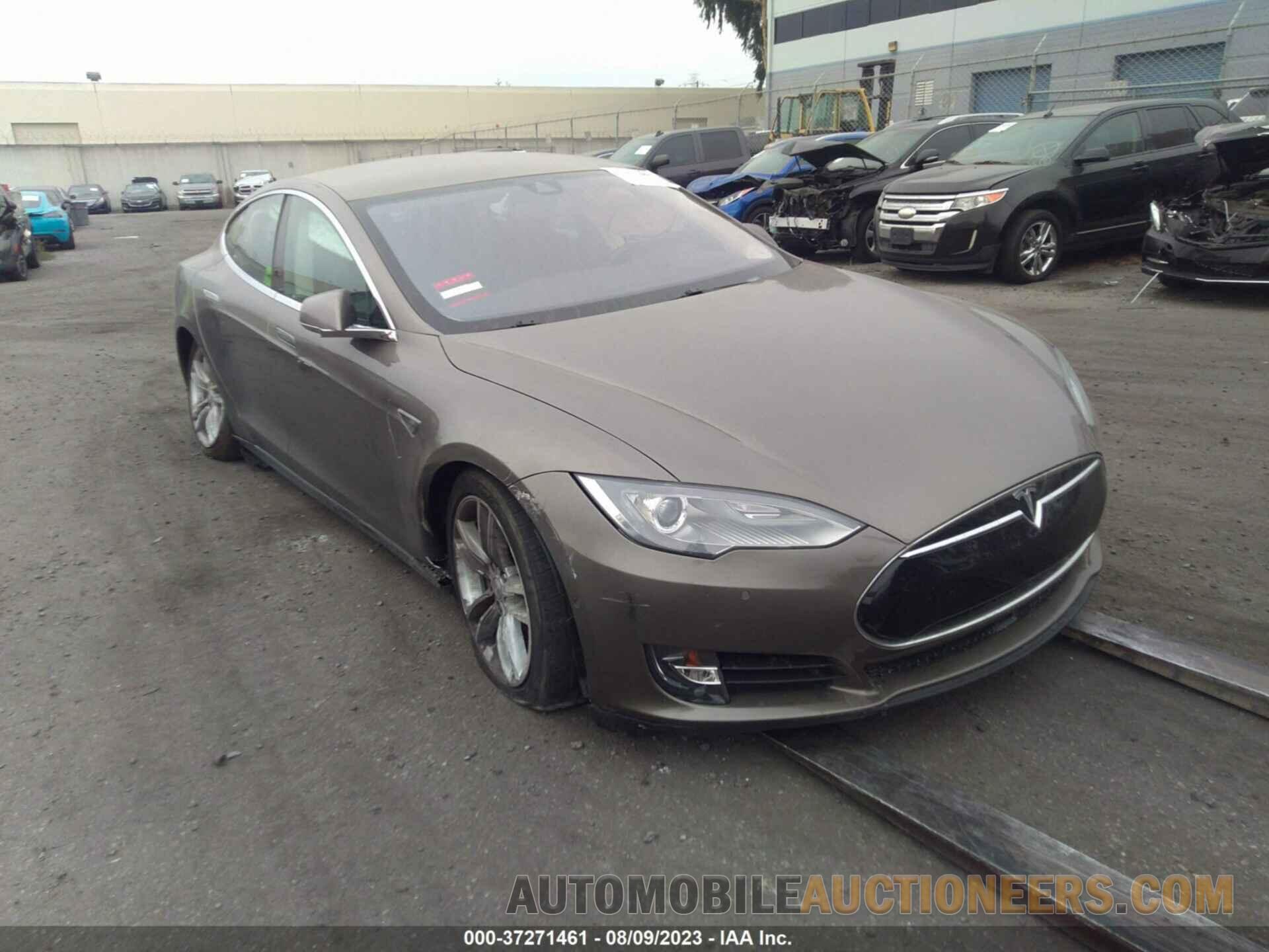 5YJSA1H26FF088385 TESLA MODEL S 2015