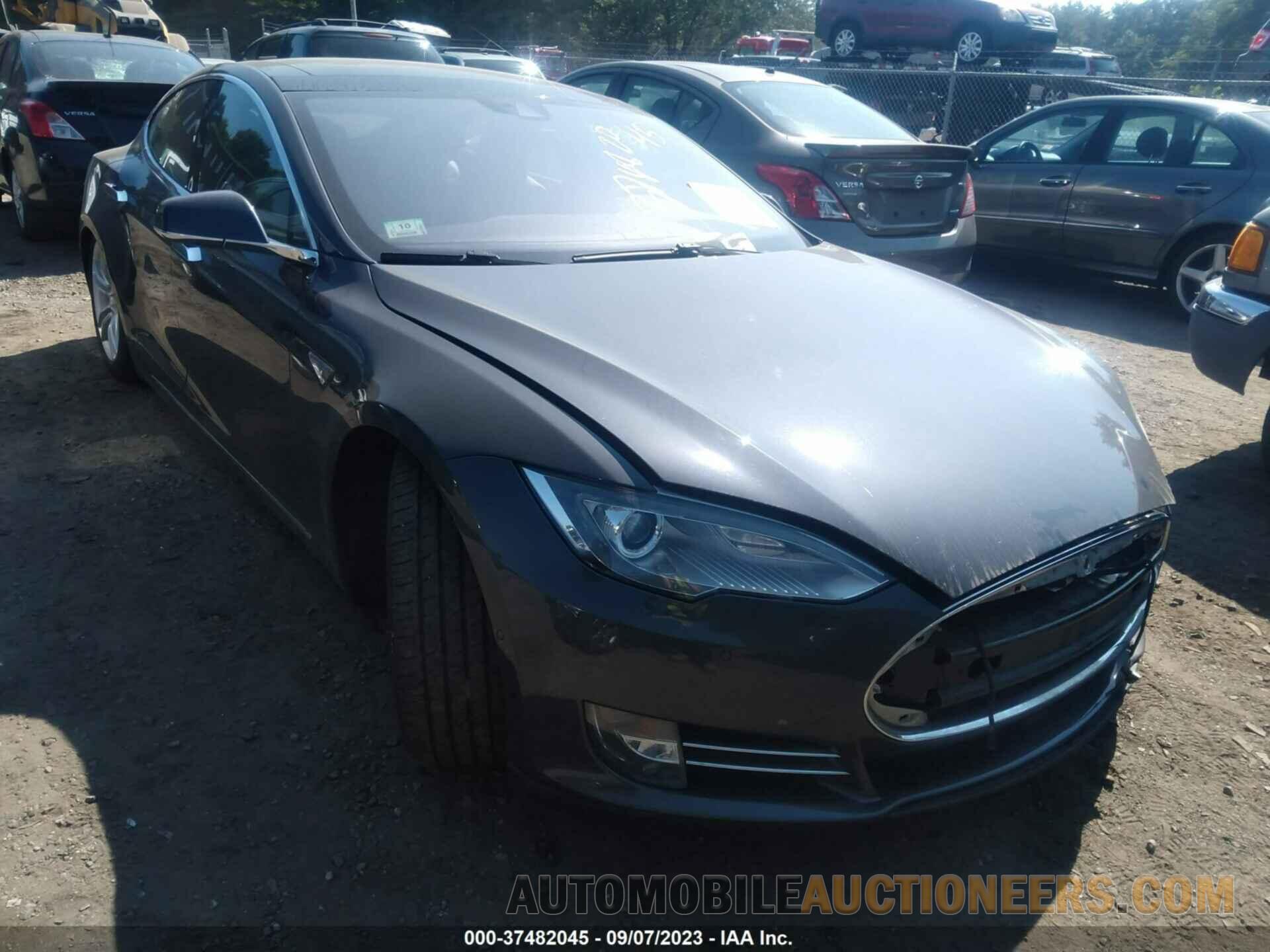 5YJSA1H26FF096051 TESLA MODEL S 2015