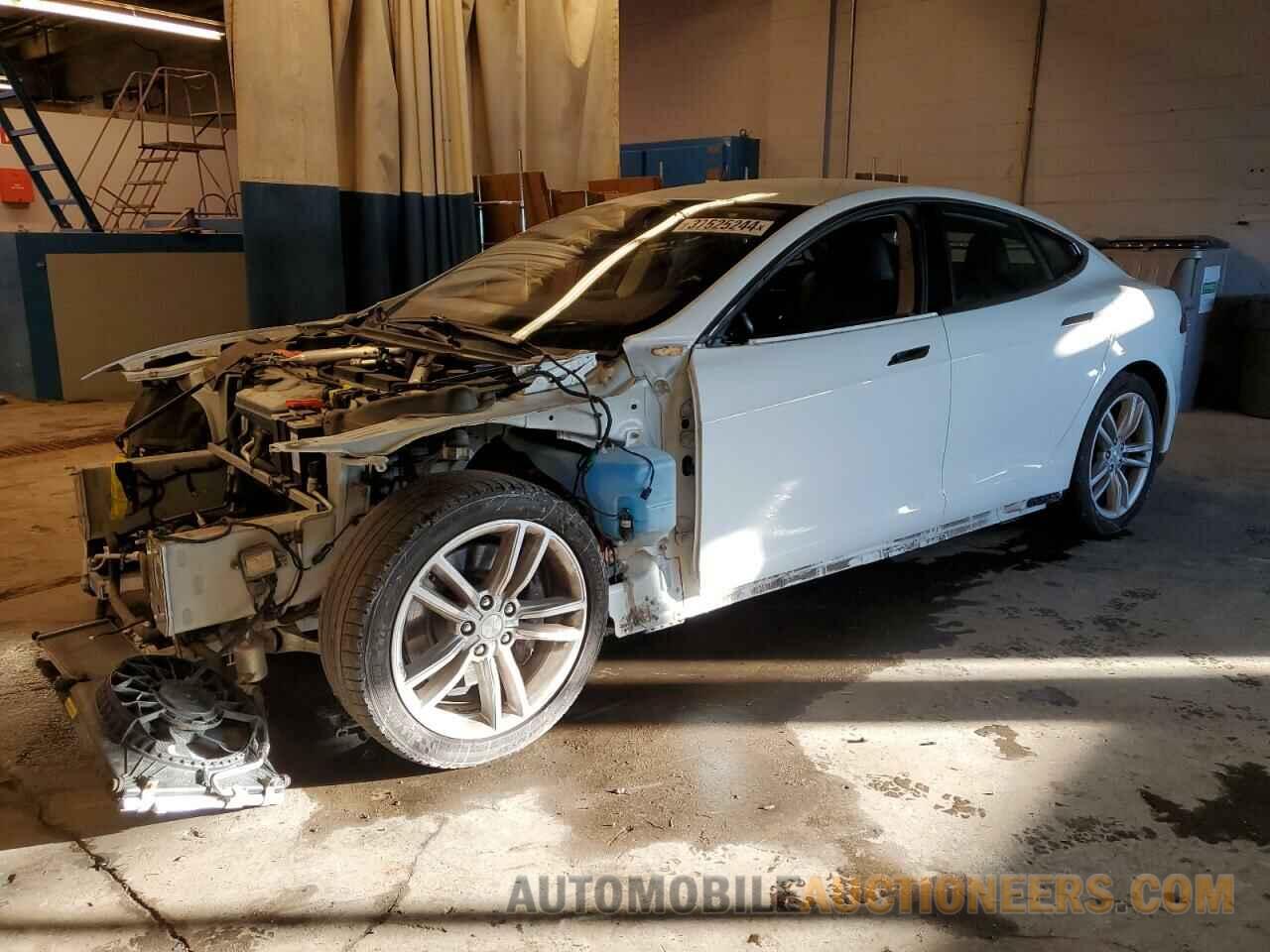 5YJSA1H26FF099953 TESLA MODEL S 2015