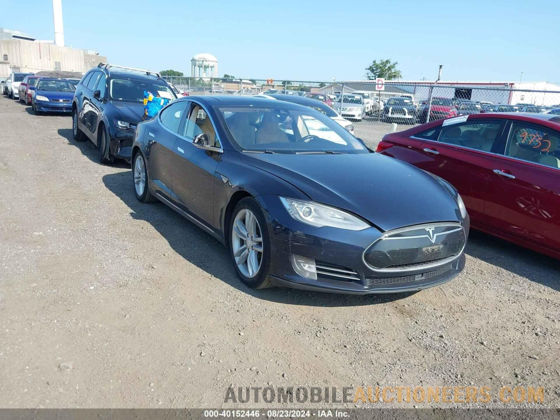 5YJSA1H26FFP71686 TESLA MODEL S 2015