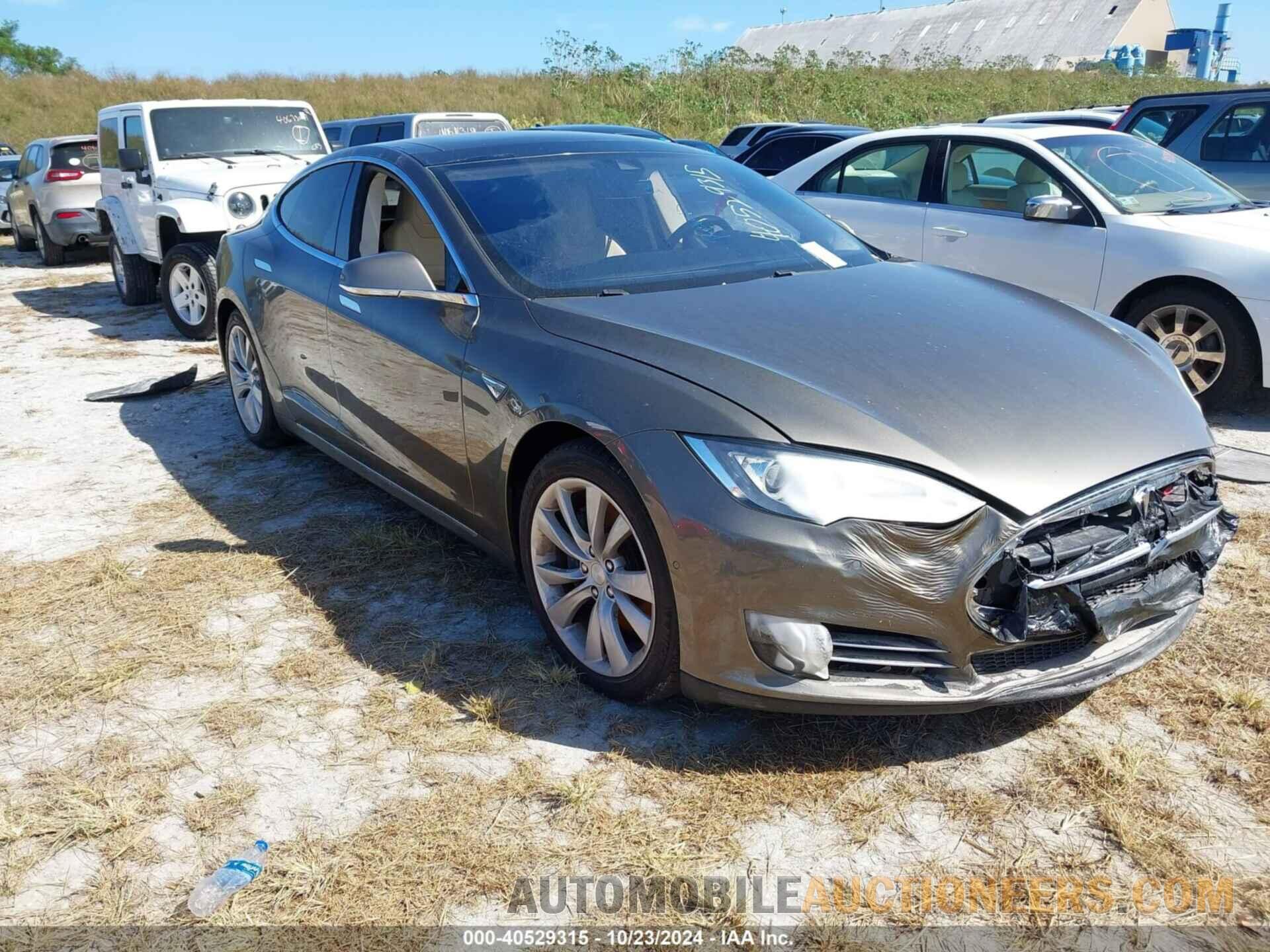 5YJSA1H28FF082619 TESLA MODEL S 2015