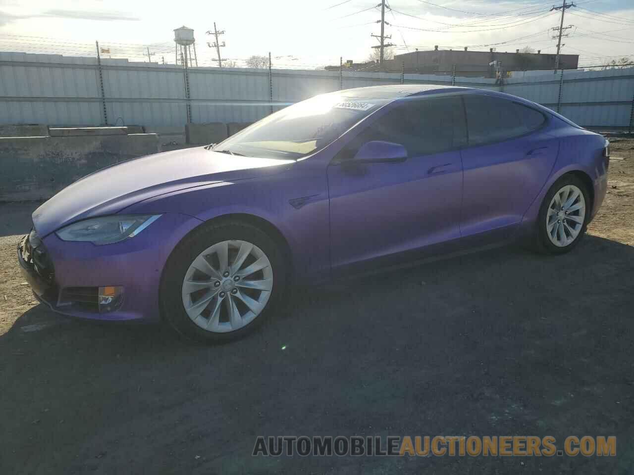 5YJSA1H28FFP71768 TESLA MODEL S 2015