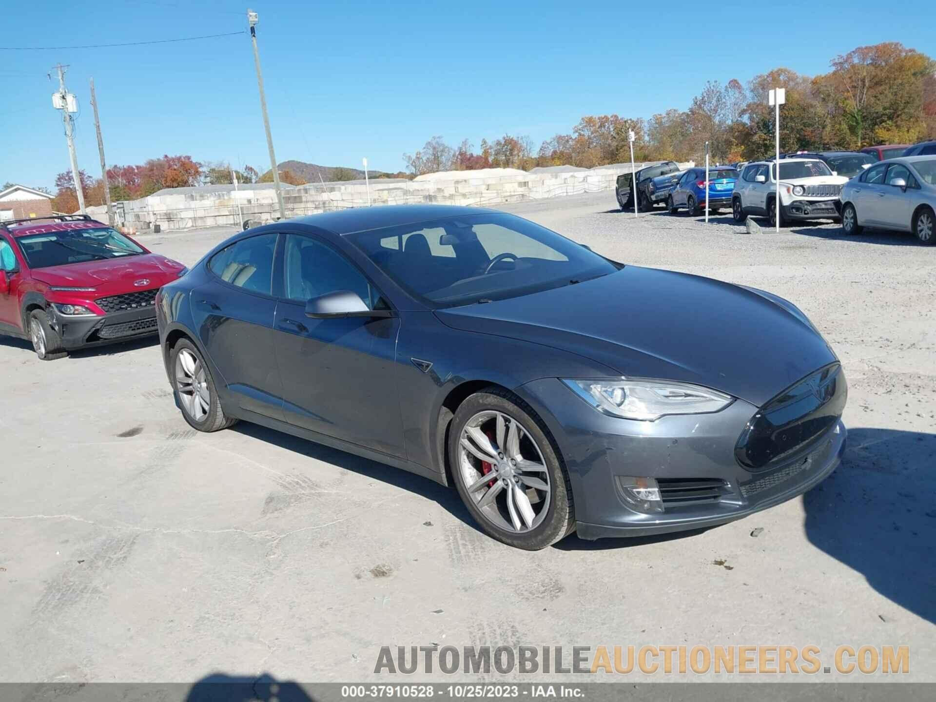 5YJSA1H28FFP77232 TESLA MODEL S 2015