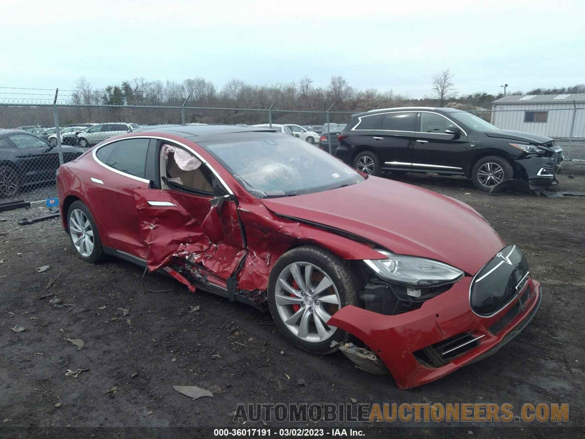 5YJSA1H28FFP79126 TESLA MODEL S 2015