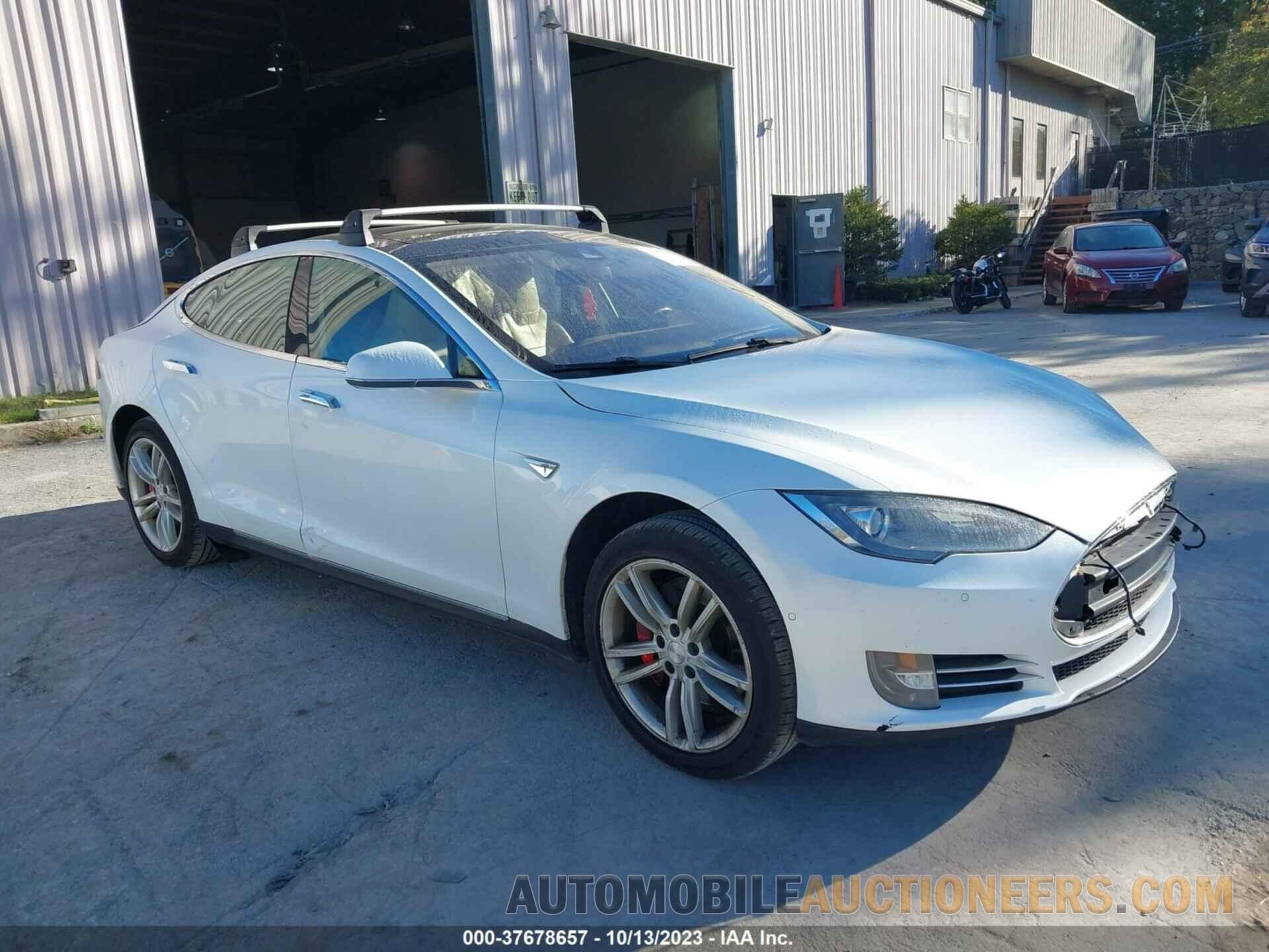 5YJSA1H29FFP70967 TESLA MODEL S 2015