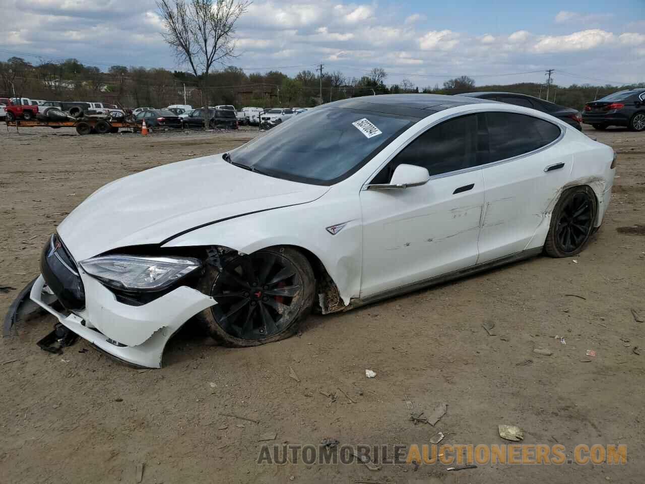 5YJSA1H29FFP74582 TESLA MODEL S 2015