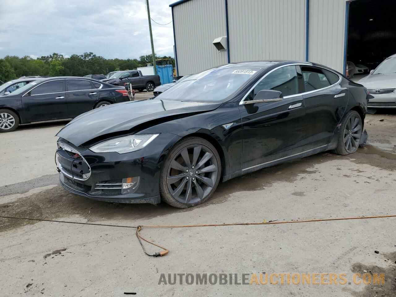 5YJSA1H2XFF091144 TESLA MODEL S 2015