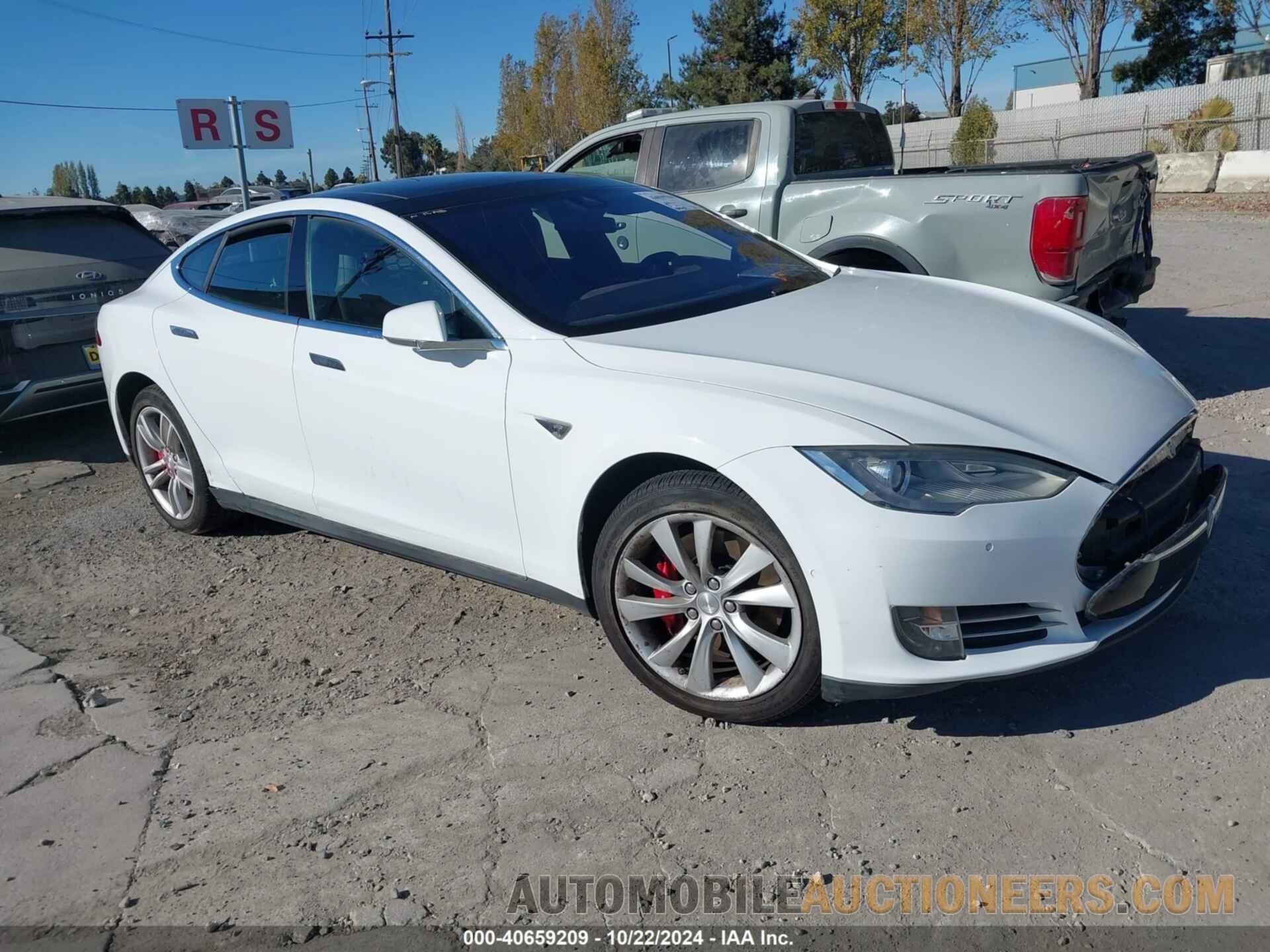 5YJSA1H2XFFP75935 TESLA MODEL S 2015