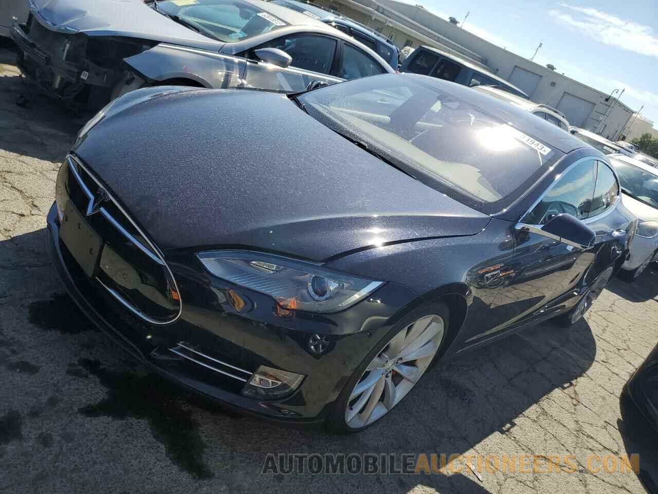 5YJSA1H40FF095611 TESLA MODEL S 2015