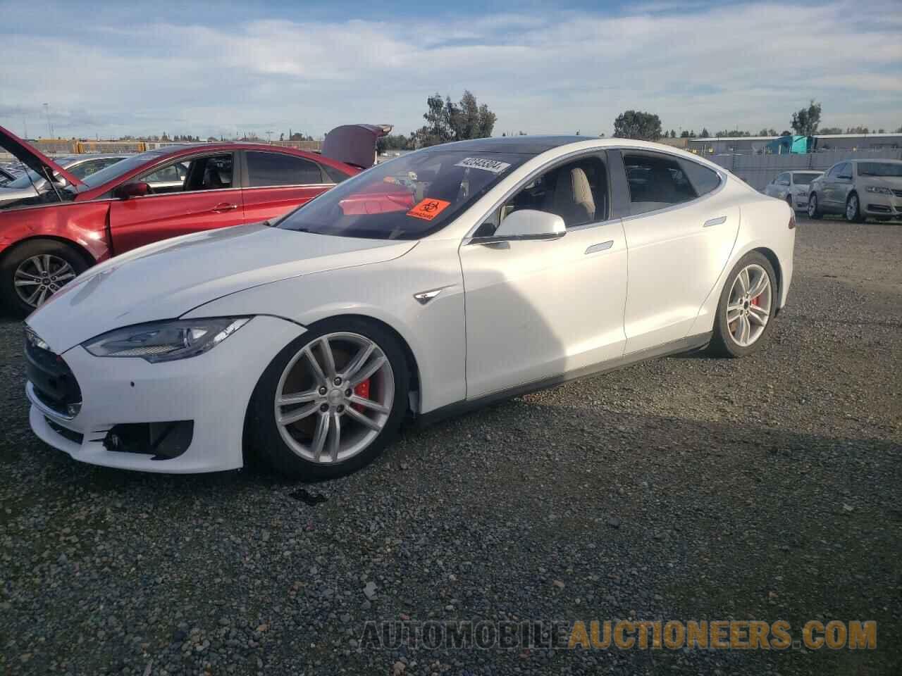 5YJSA1H40FF097455 TESLA MODEL S 2015