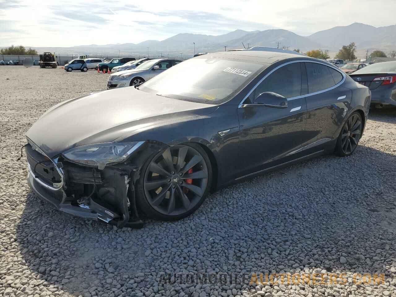 5YJSA1H43FF093917 TESLA MODEL S 2015