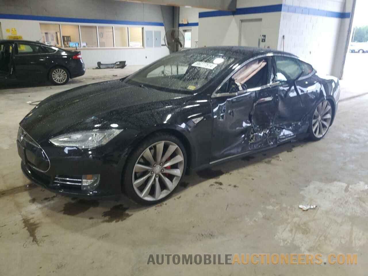 5YJSA1H44FF081761 TESLA MODEL S 2015