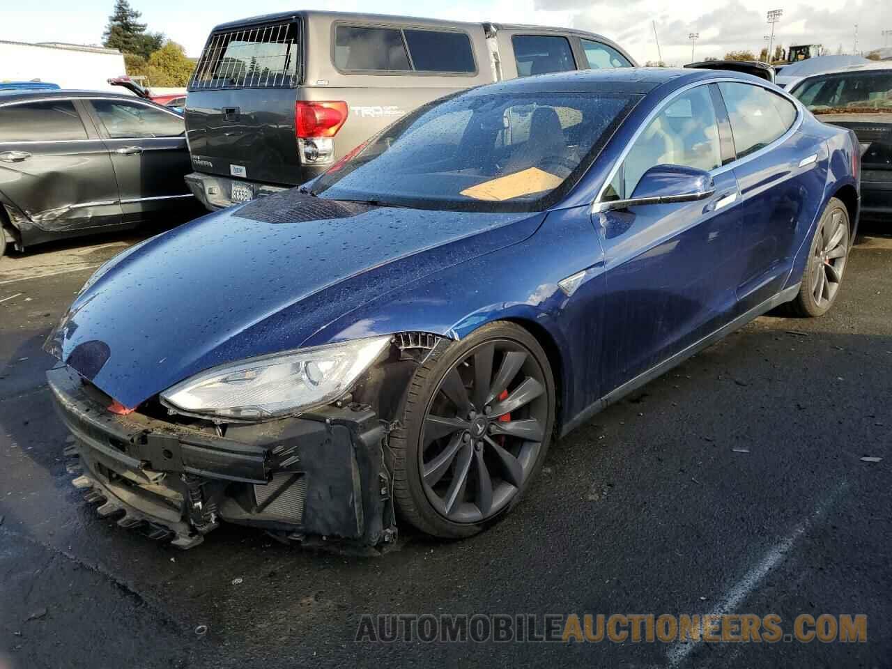 5YJSA1H44FF082523 TESLA MODEL S 2015