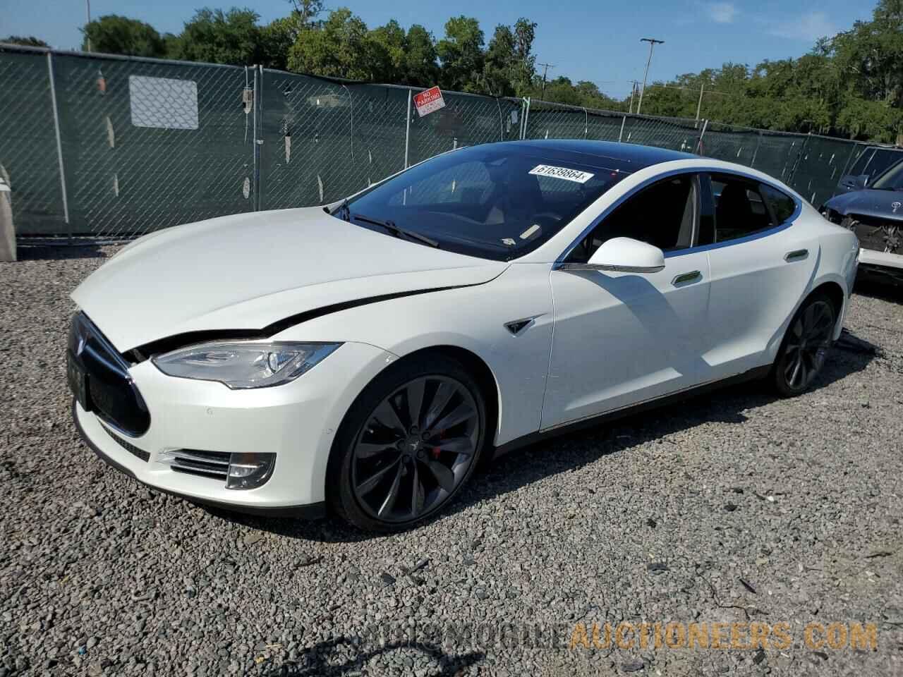 5YJSA1H44FF082814 TESLA MODEL S 2015