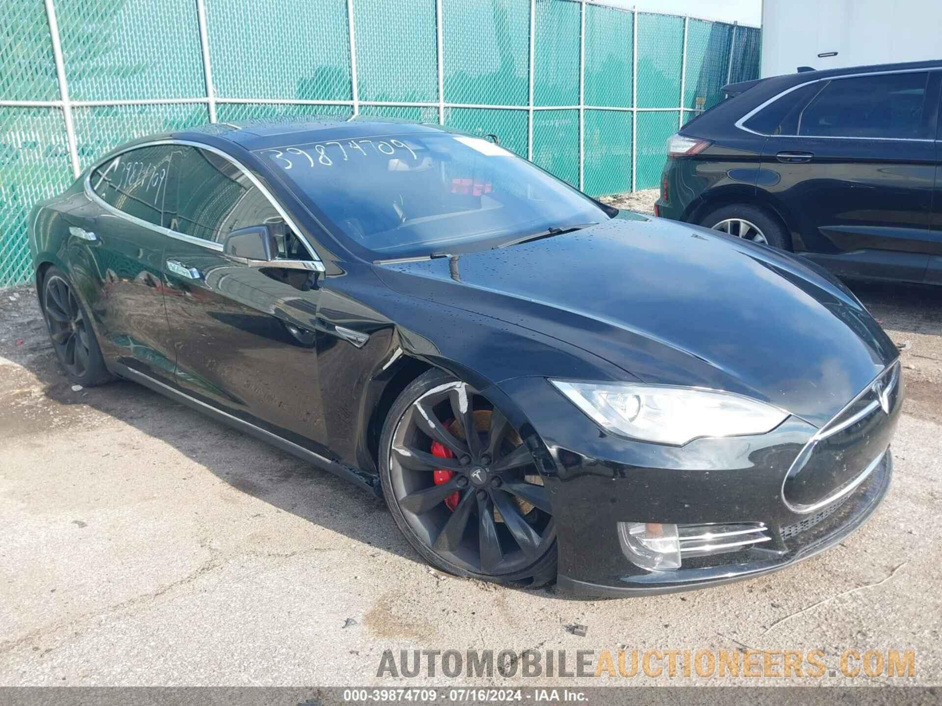 5YJSA1H48FF100232 TESLA MODEL S 2015