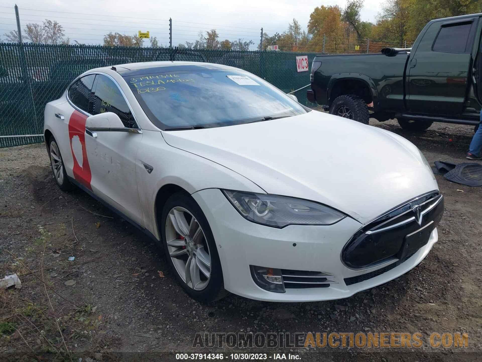 5YJSA1H4XFF081070 TESLA MODEL S 2015