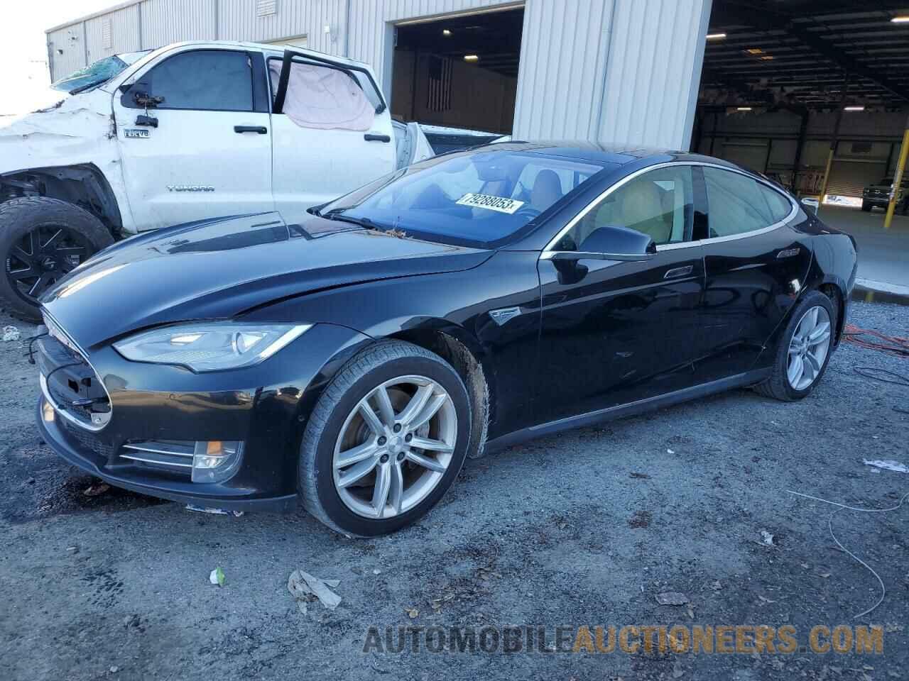 5YJSA1S17FFP74600 TESLA MODEL S 2015