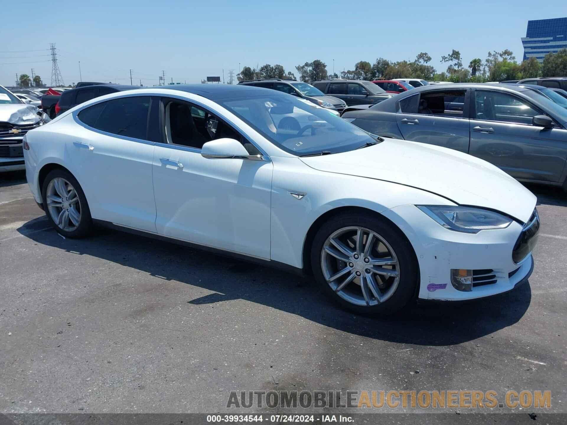 5YJSA1S20FF095017 TESLA MODEL S 2015