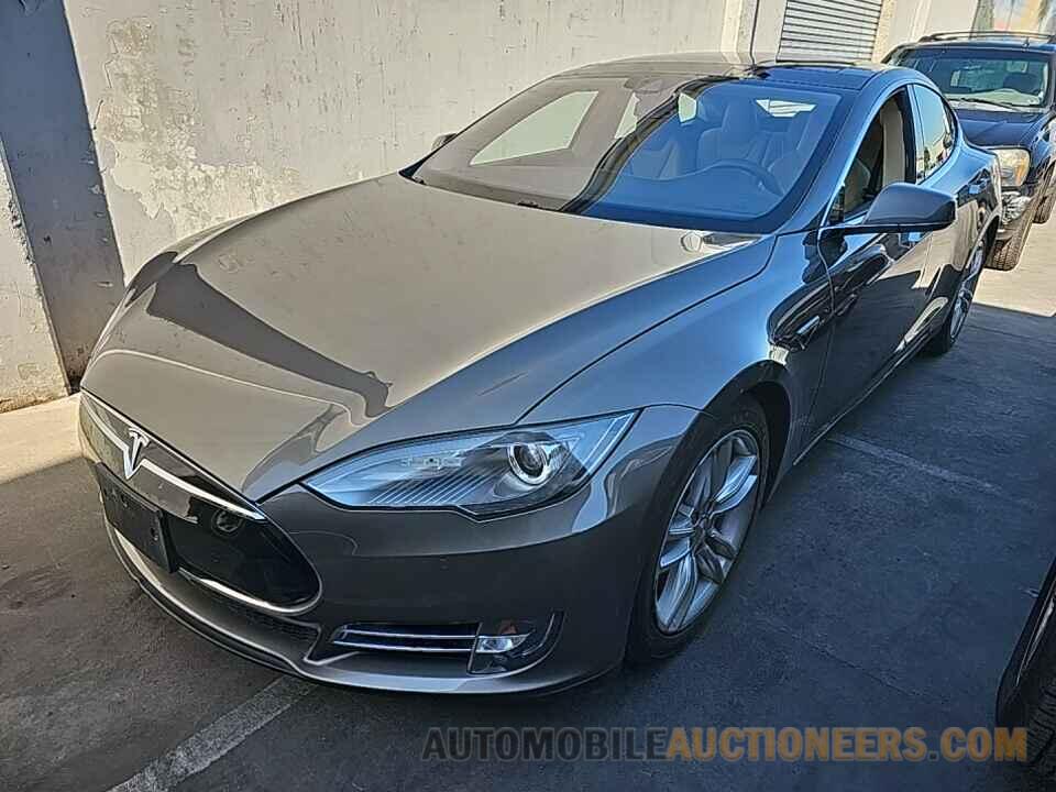 5YJSA1S20FF095082 Tesla Model S 2015